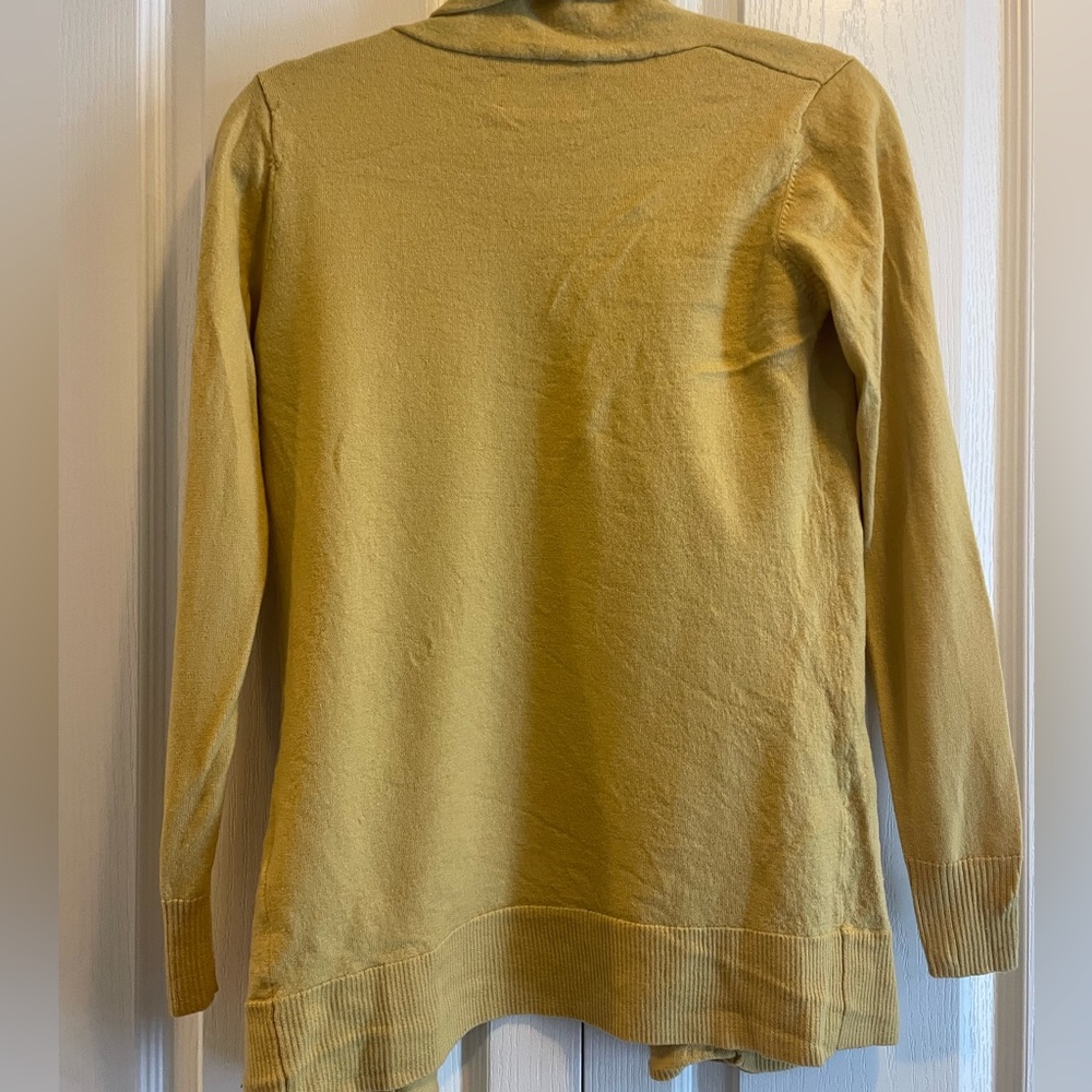Lightweight Spring Cardigan - Picture 4 of 5